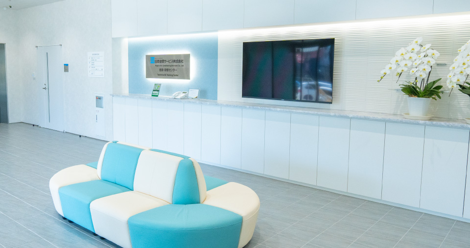 会社受付ロビーの写真